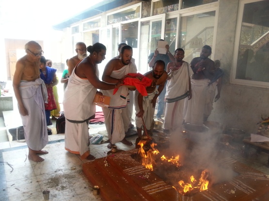 Havan at delhi Ganesh Mandir